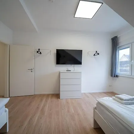 Dq03 - Geraeumige Monteurwohnung 公寓 科布倫茨